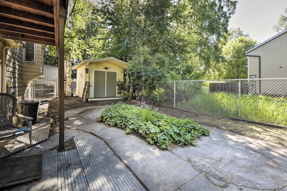 Bright 4BR w/ Fireplaces, & Bikes: Great Location!