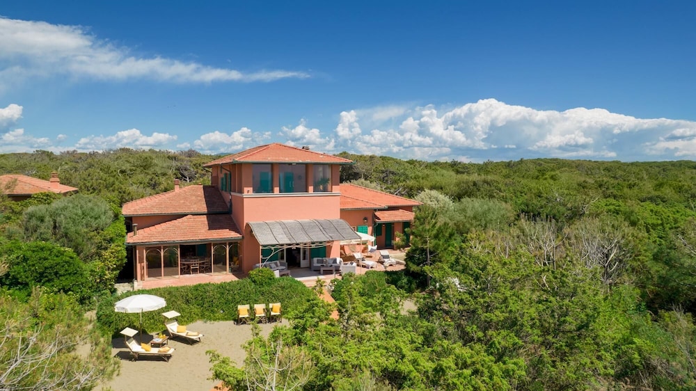 Villa Corallina 12 view 3
