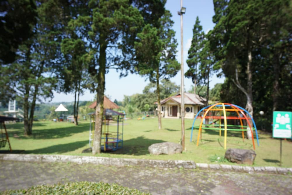 Sangga Buana Villa