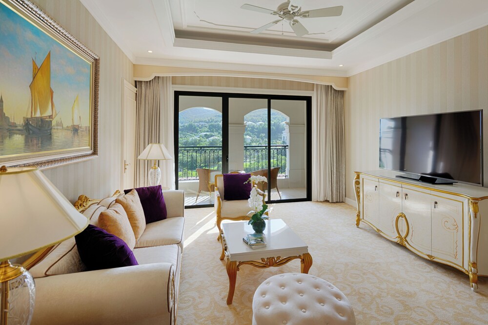 Luxury Marriot Resort & Spa - Nha Trang