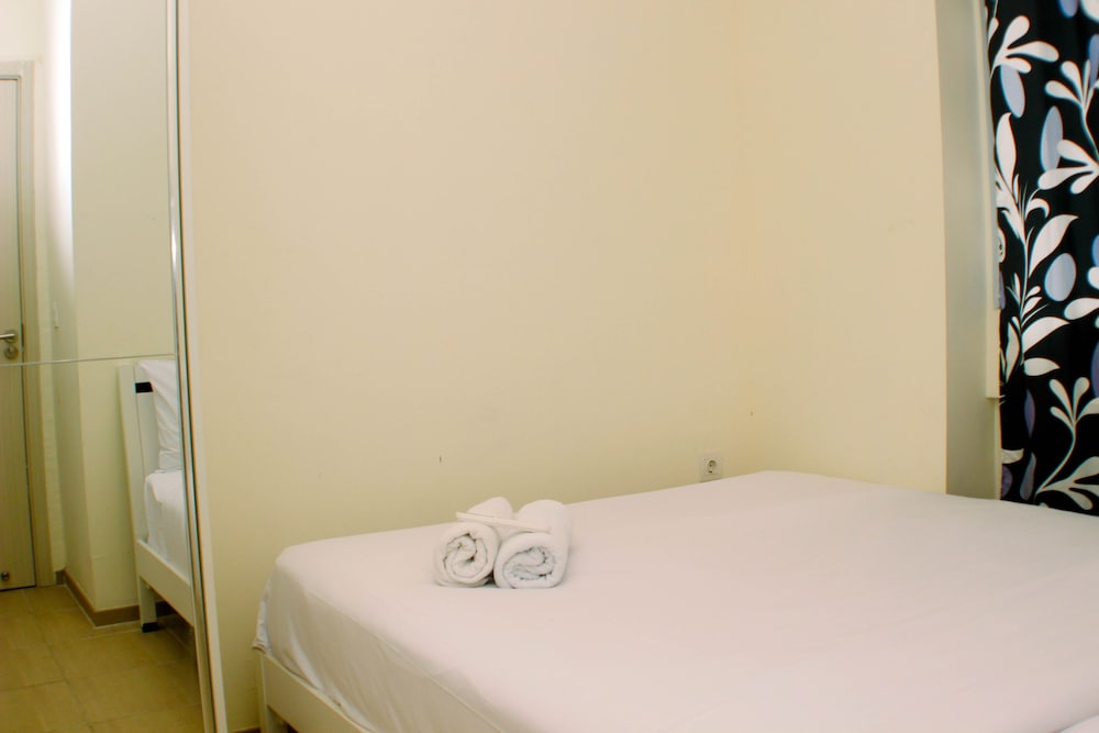 Modern Look And Comfortable 2Br At 26Th Floor Meikarta Apartment view 3