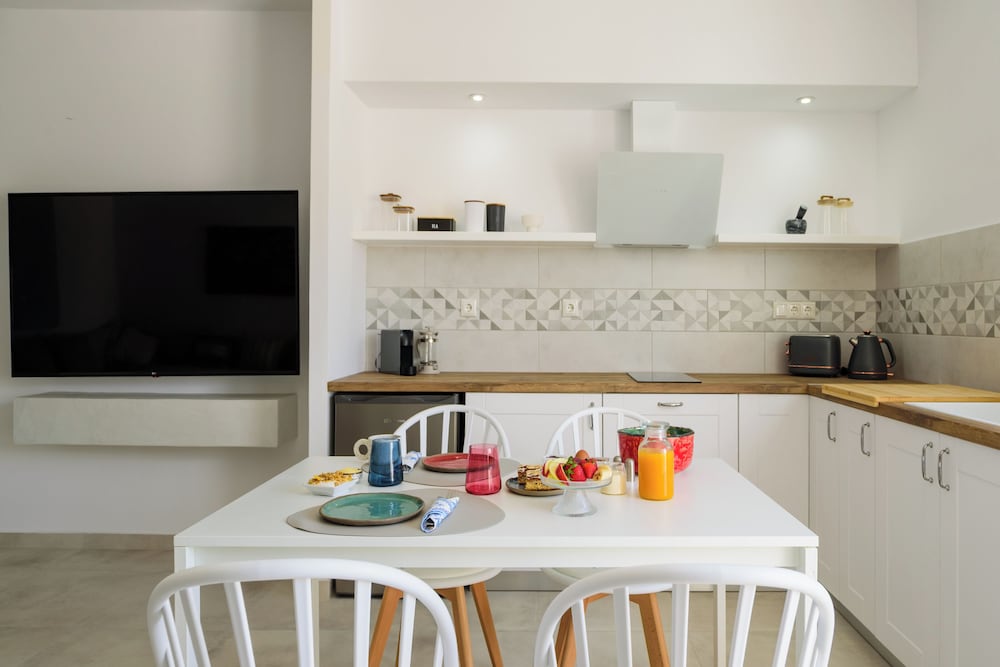 Avan Luxury Villas