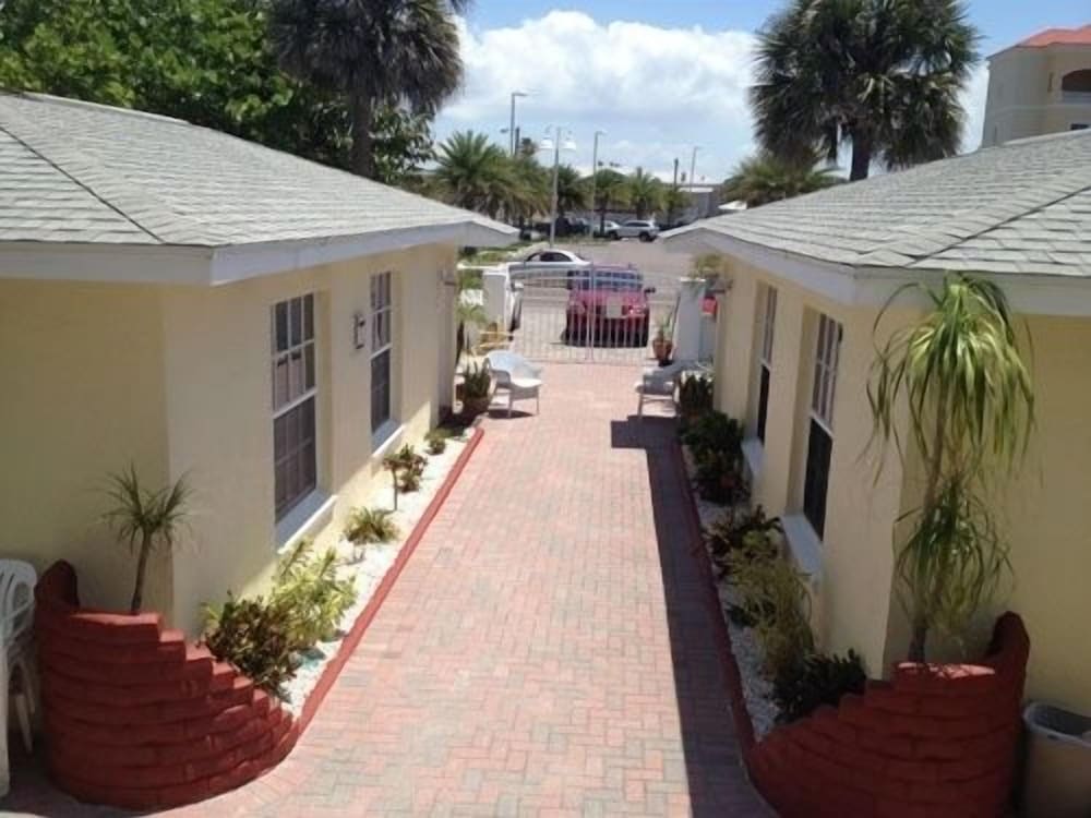 Sand Glo Villas