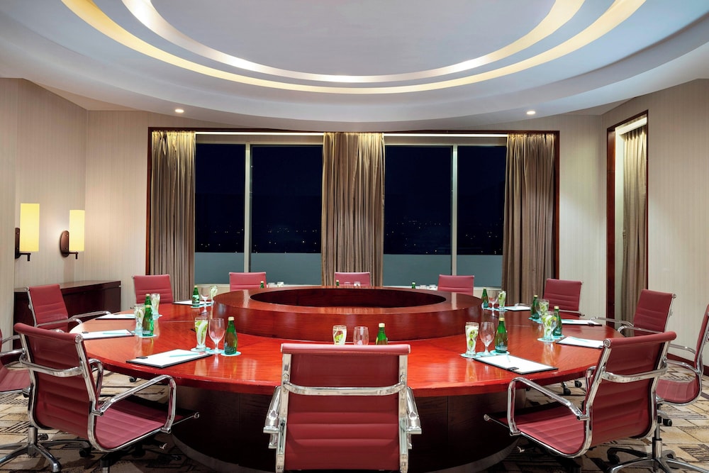 Le Meridien Dhaka