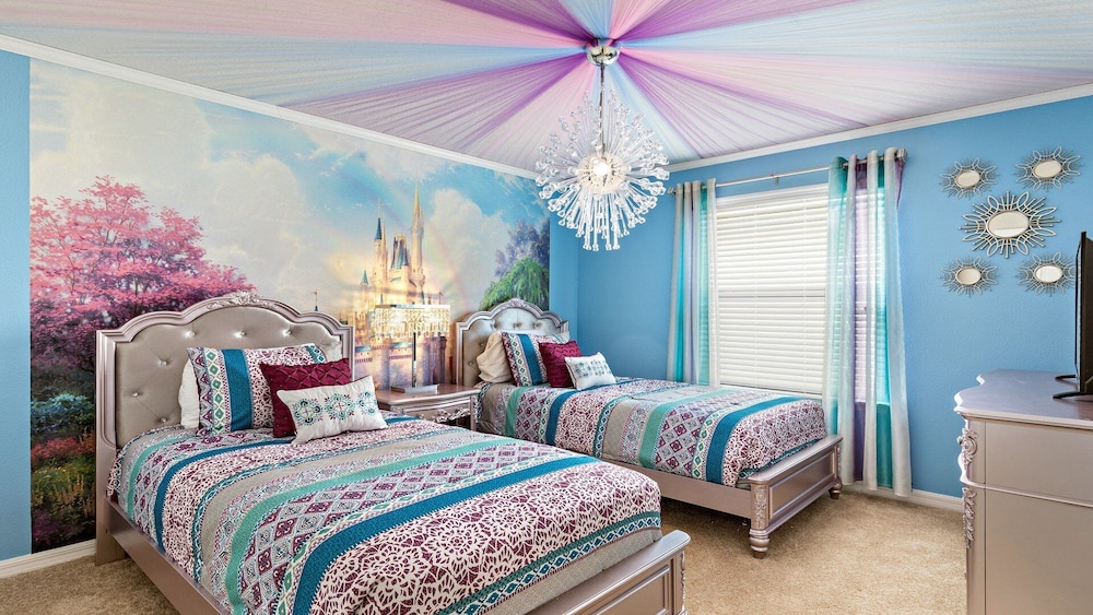 No Rear Neighbor 6BR Villa Private Pool Spa Disney view 5