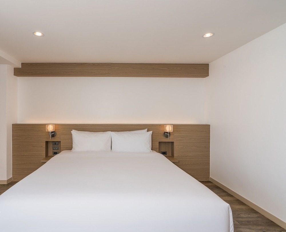 Rattanachol Hotel