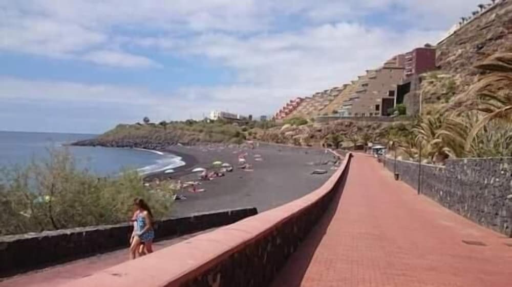 Home Radazul Beach Sea View & Wifi Free