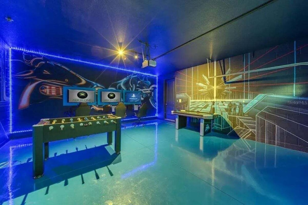 Encore Swanky