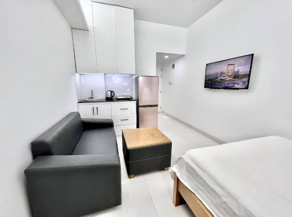 375 sqft 3 cozy Studio with Pool & Gym