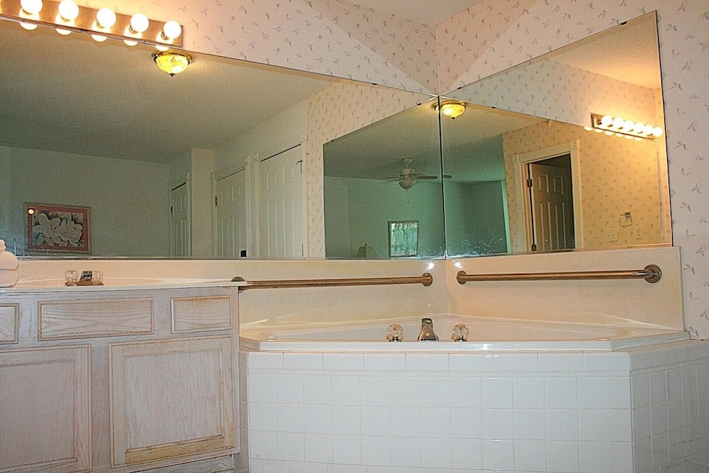 501 2 Bedroom Villa