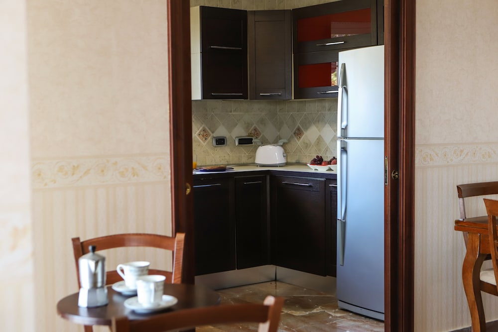 Appartamento Con Terrazzo A Capodimonte