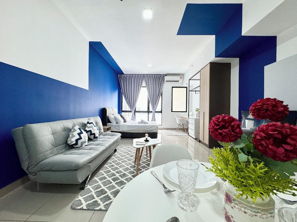 Alinea Suites