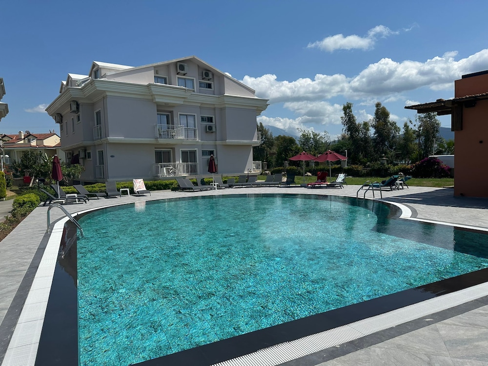Daphne Residence - Image 5
