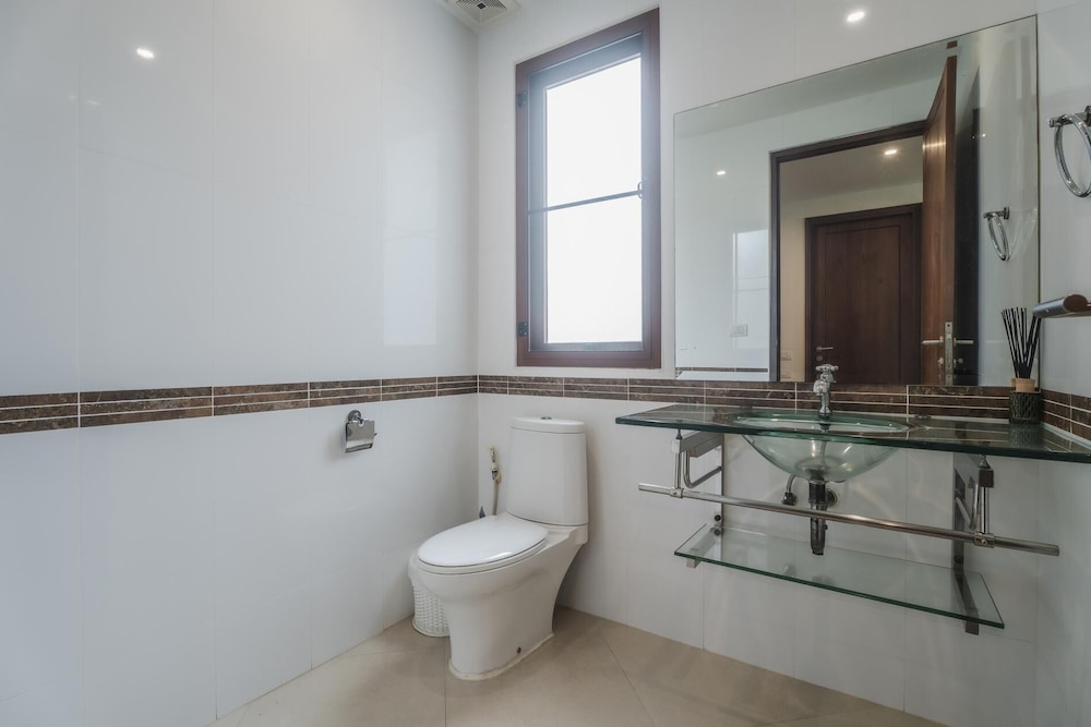 Luxury 3BR Villa 5 Private Pool, Gym & Jacuzzi