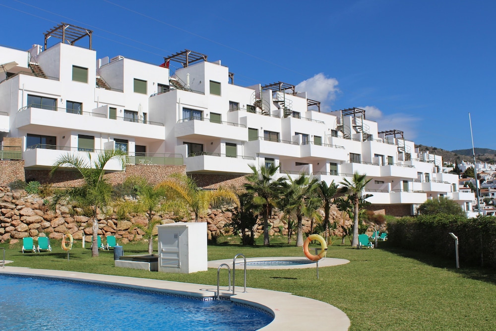 Hotel Resort de Nerja - Image 1