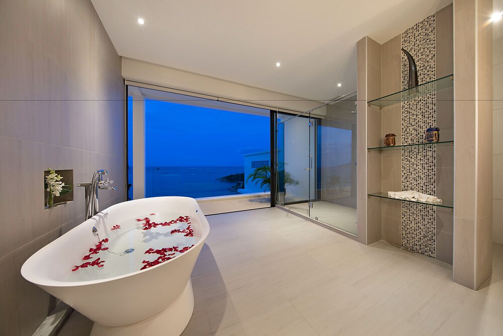 Beach View Villa
