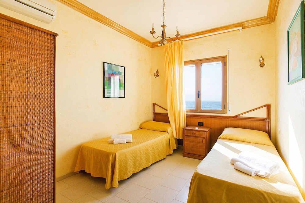 Apartment in Triscina Near Selinunte Ruins