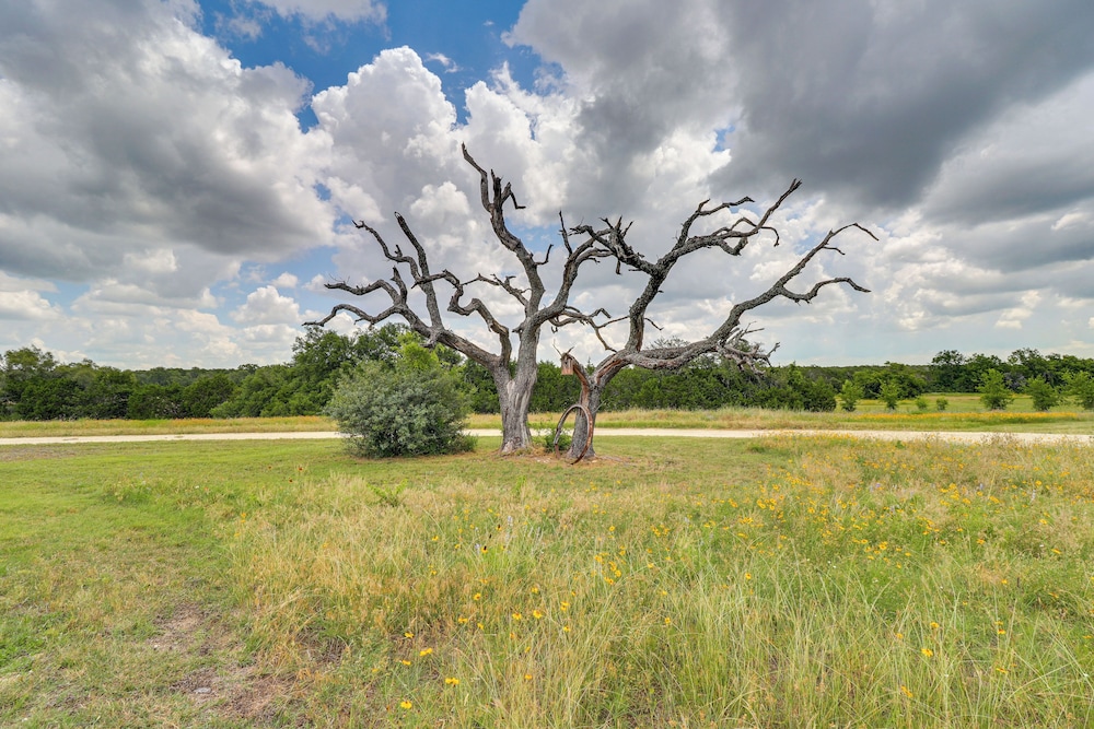 Bertram Ranch Property w/ Acreage Trail Access! - Property Image 41