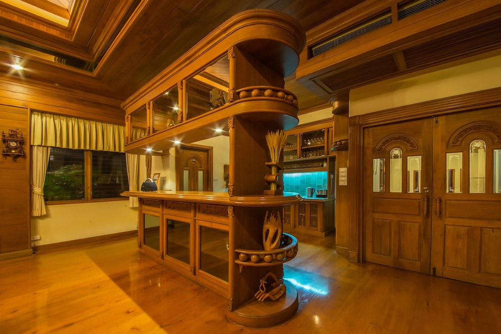 LPC Holiday Villa