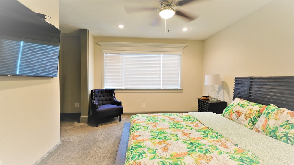 2Bdrm 2Bath 2Beds - NRG - GRB - MM-Park - Image 3