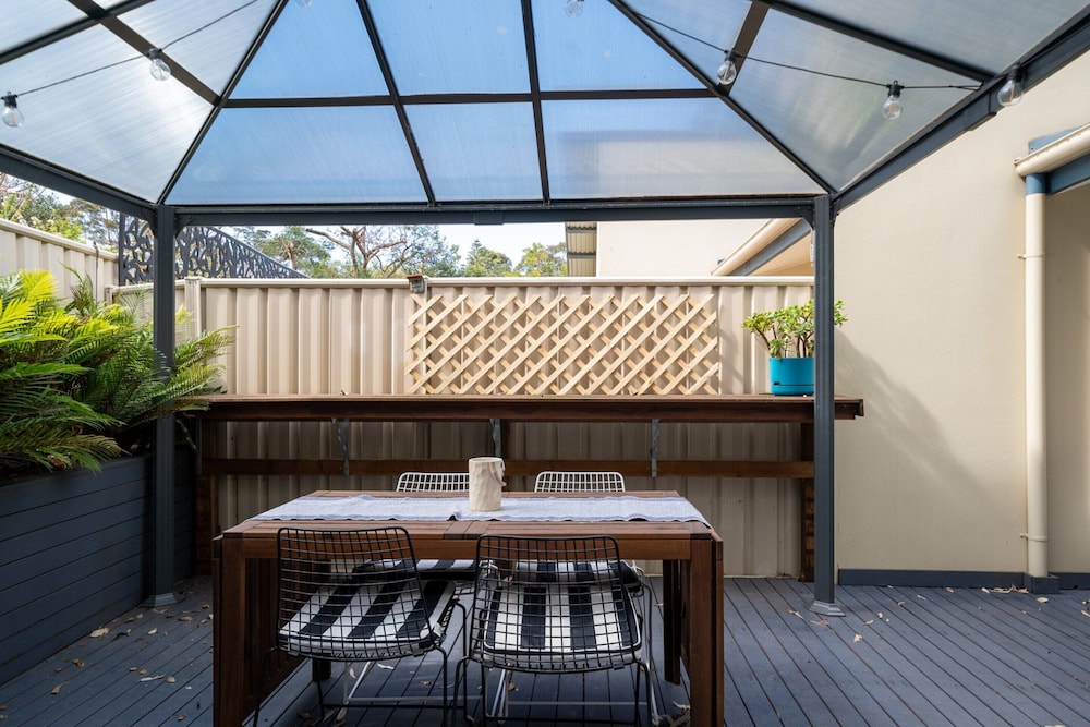 3-bed With Beach Views and Entertainment Area