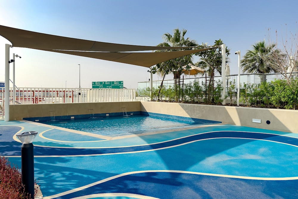 Stylish 1BR Apartment at Golf Gate