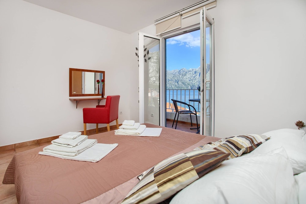 Apartments Ivanovic