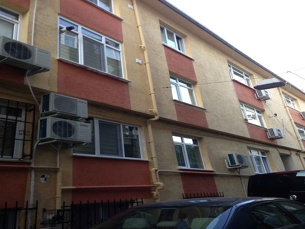 Yılmaz Apart