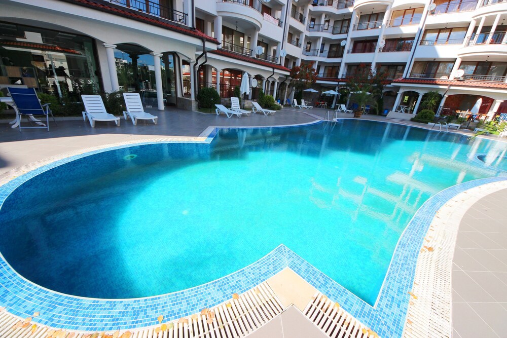 Menada Chateau Valon Apartments
