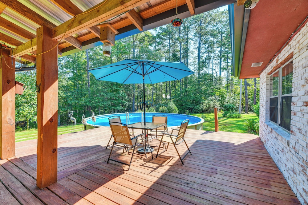 Pool & Deck: Pond-view Getaway in Newnan!