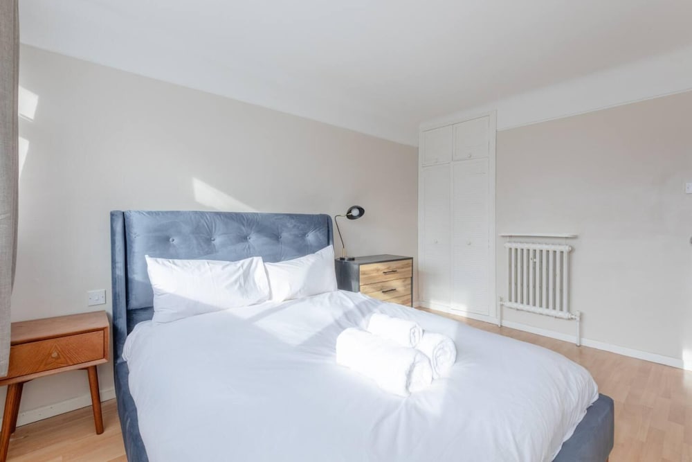 Superbly Located 2BD Flat Heart of Pimlico!