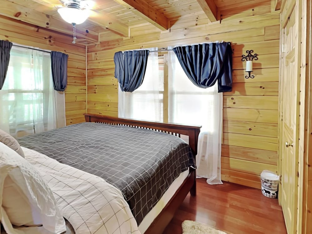 Charlottes Haus by Jackson Mountain Rentals