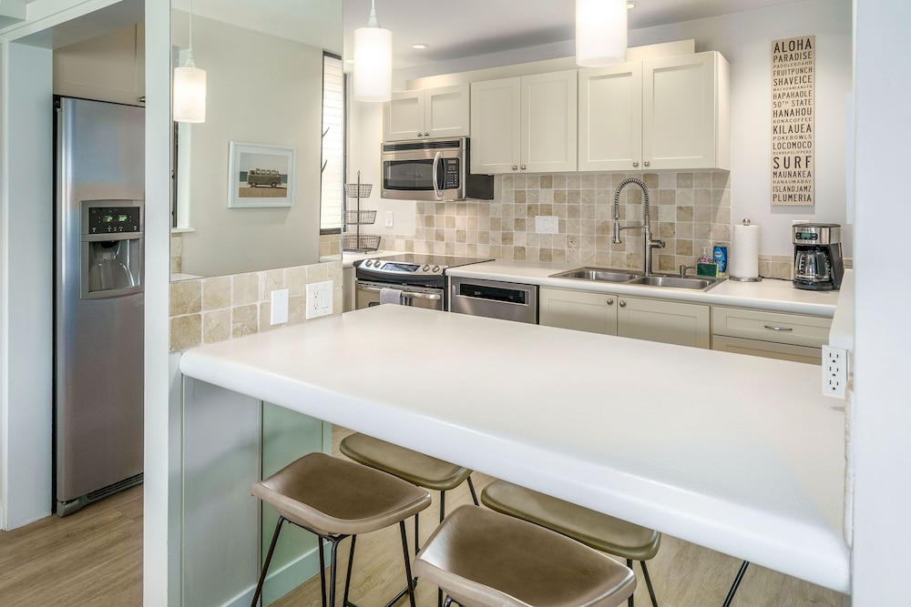 Luxurious Oceanfront Condo at Wailea Elua Village - Unit 1201, Central AC, Wi-fi