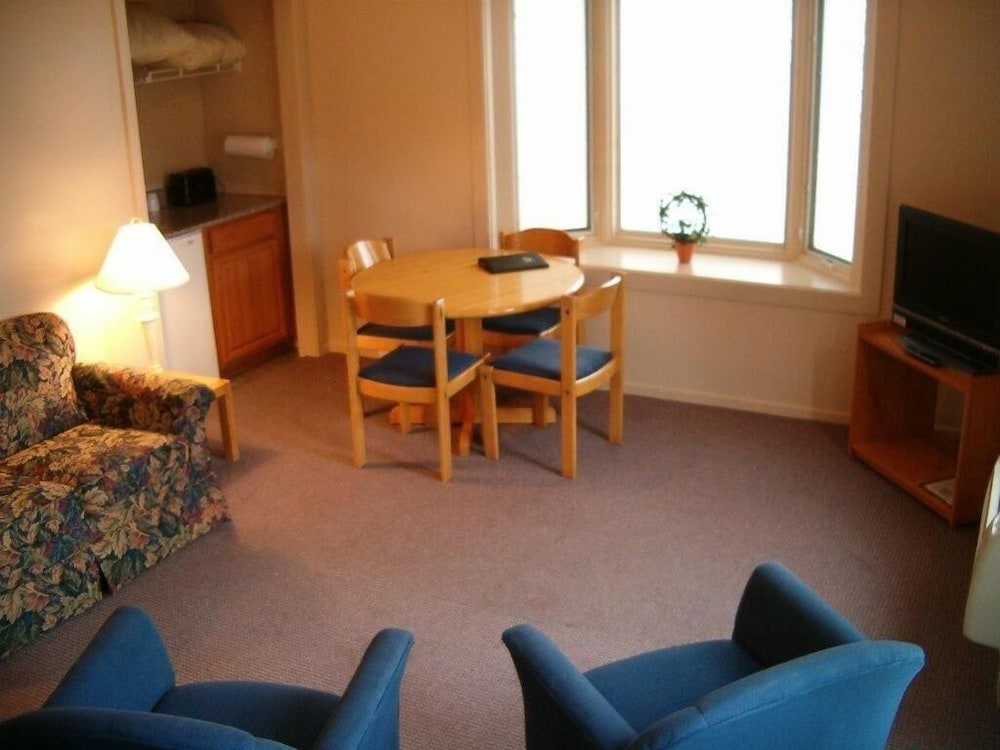 Attitash Motel