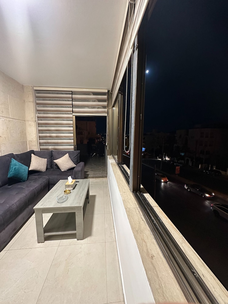 Charming Amman Apartment With Electric Heating & Pool Access
