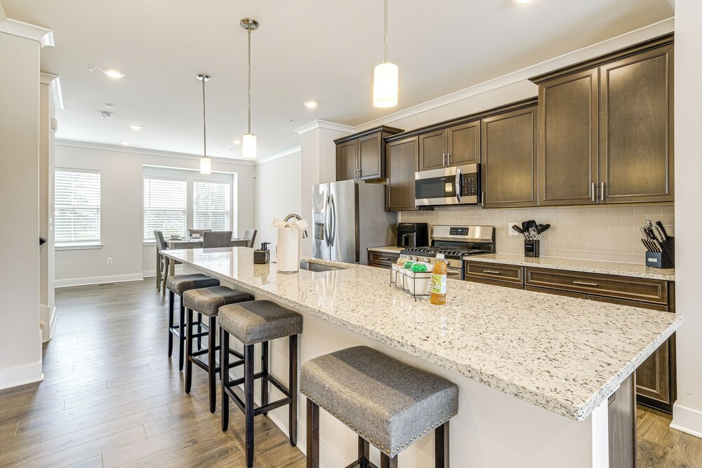 Fenced Yard: Spacious Southern Maryland Townhome!