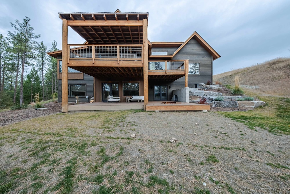 Wilderness Club Haven for 12!