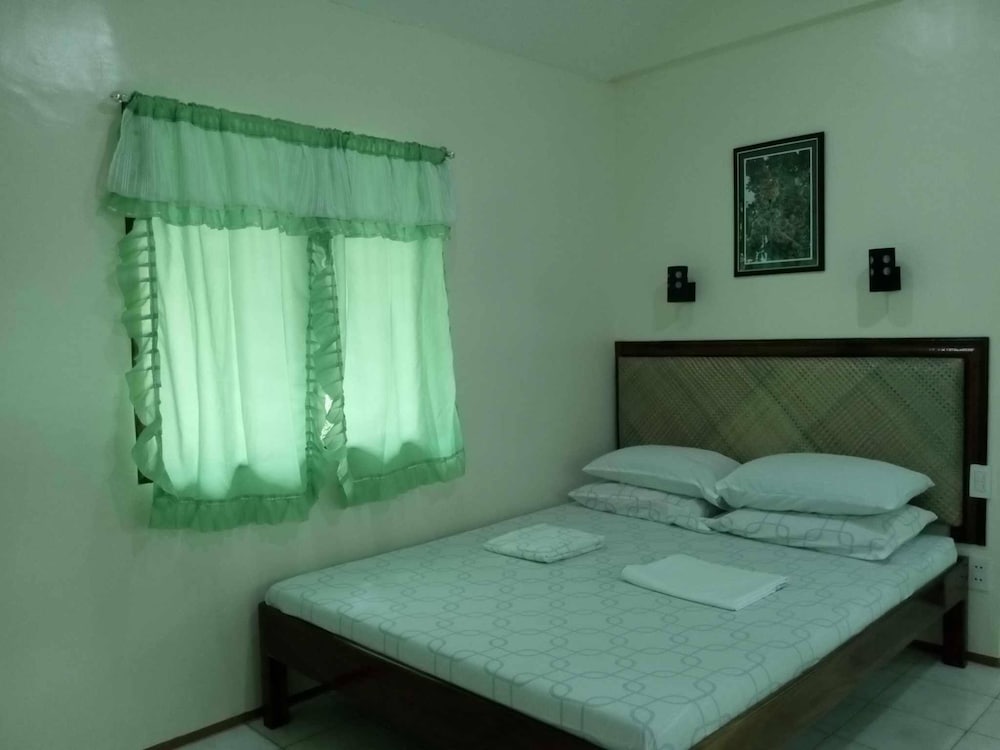 Room-camiguin Lanzones Resort Cottage 1