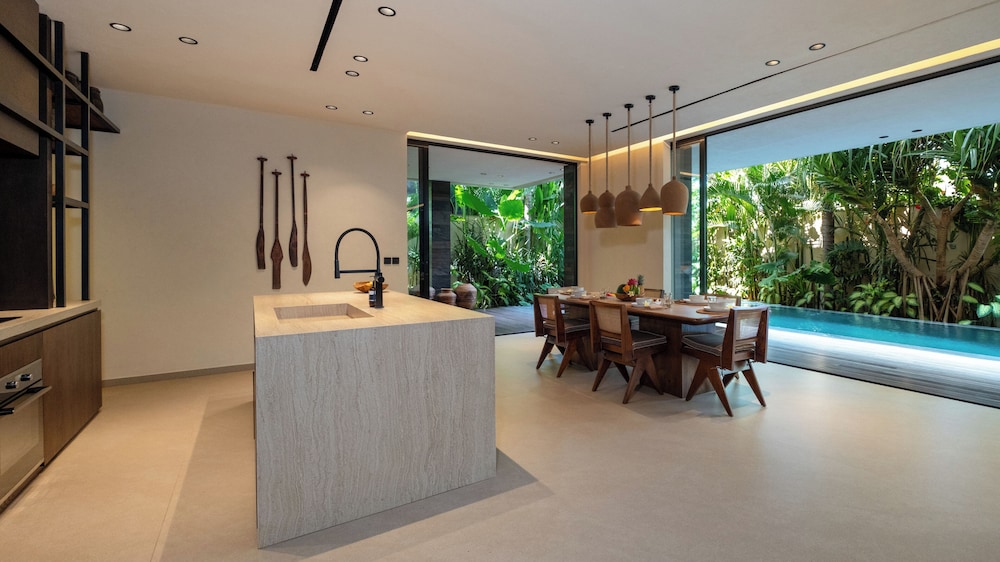 Villa Fiji by Villa Finder