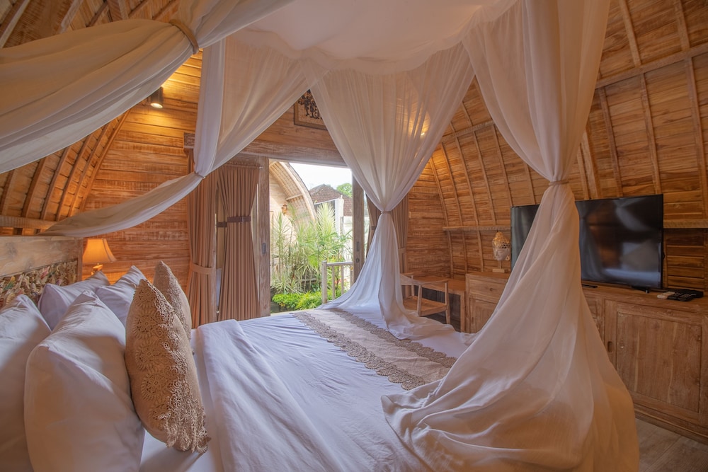 Wana Shanti Villa view 4