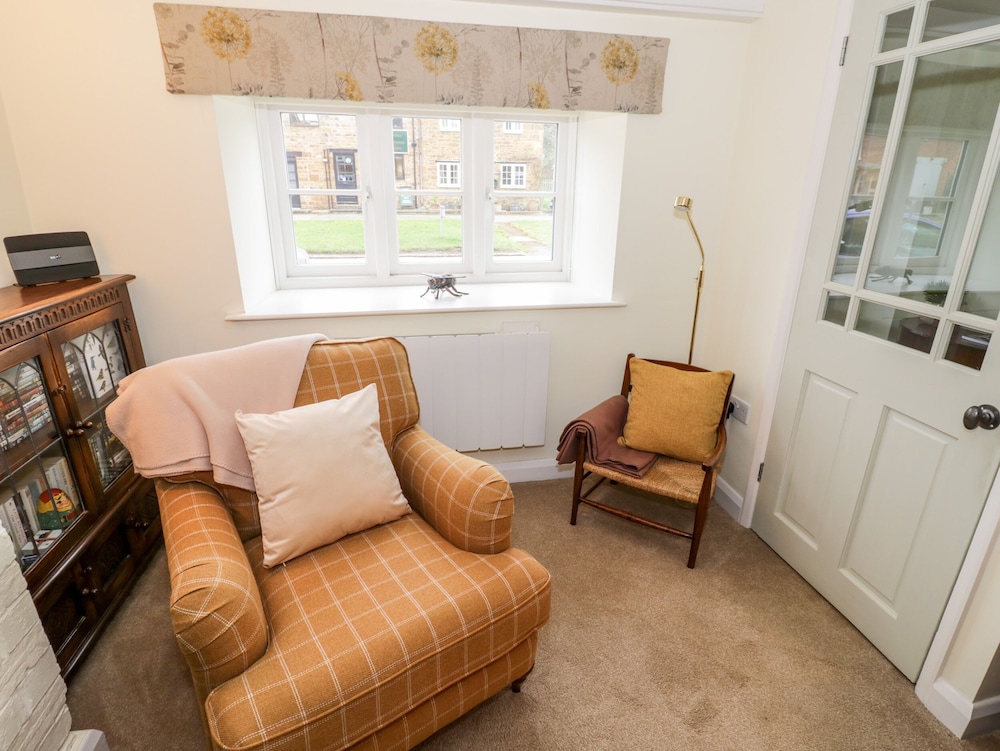 Bumble Cottage
