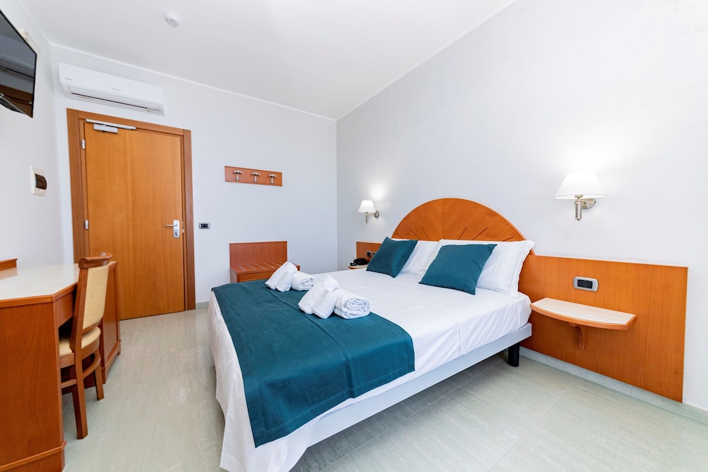 Hotel Alba