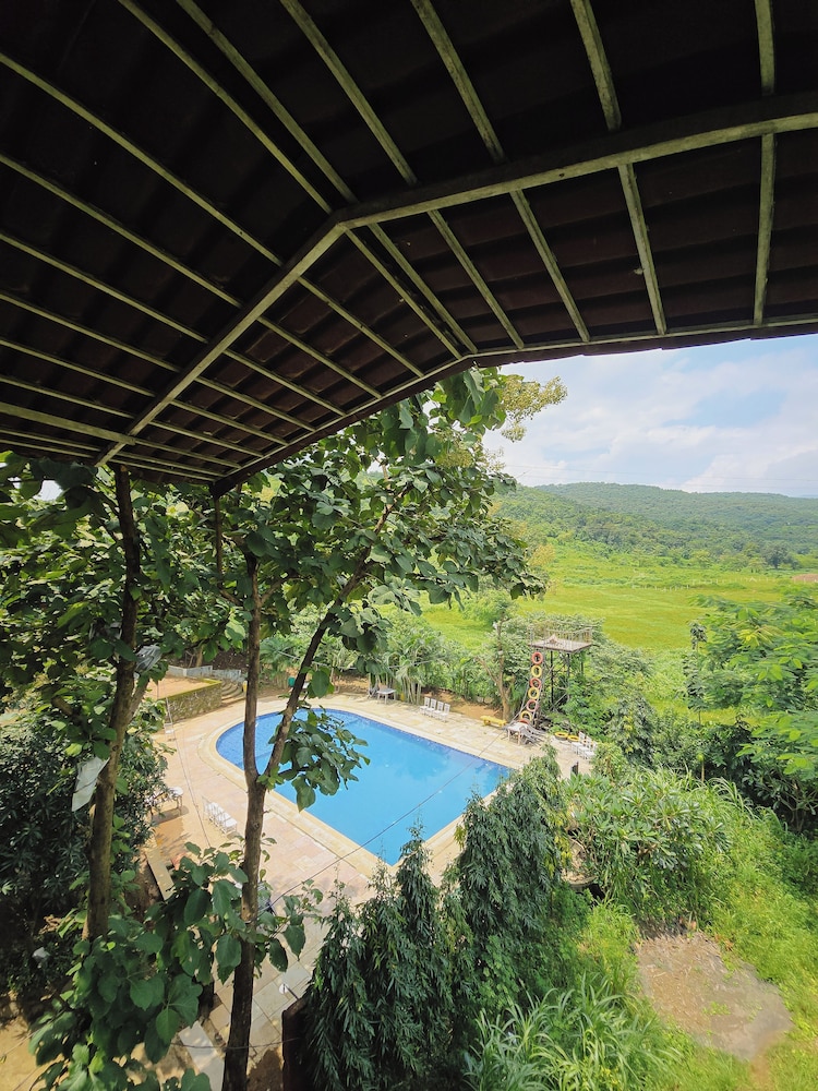 Green View Resort