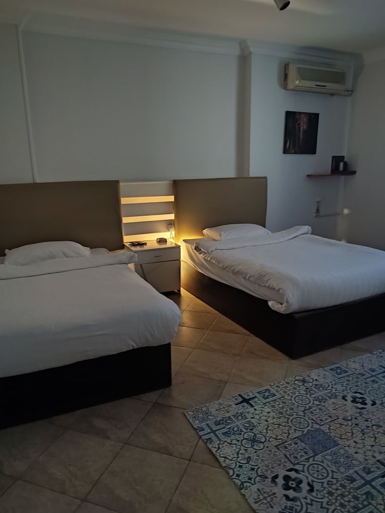 Welcome Arabesque Hostel