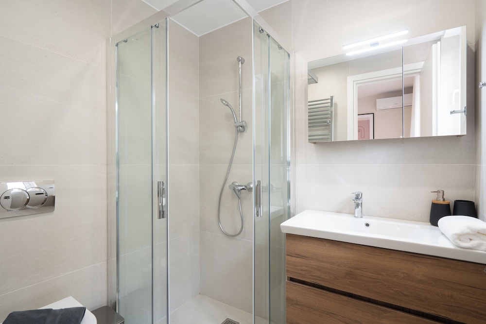 Upscale Apartment in Chalandri with Large Terrace