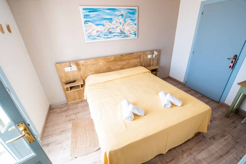 Hostal Santi photo 4