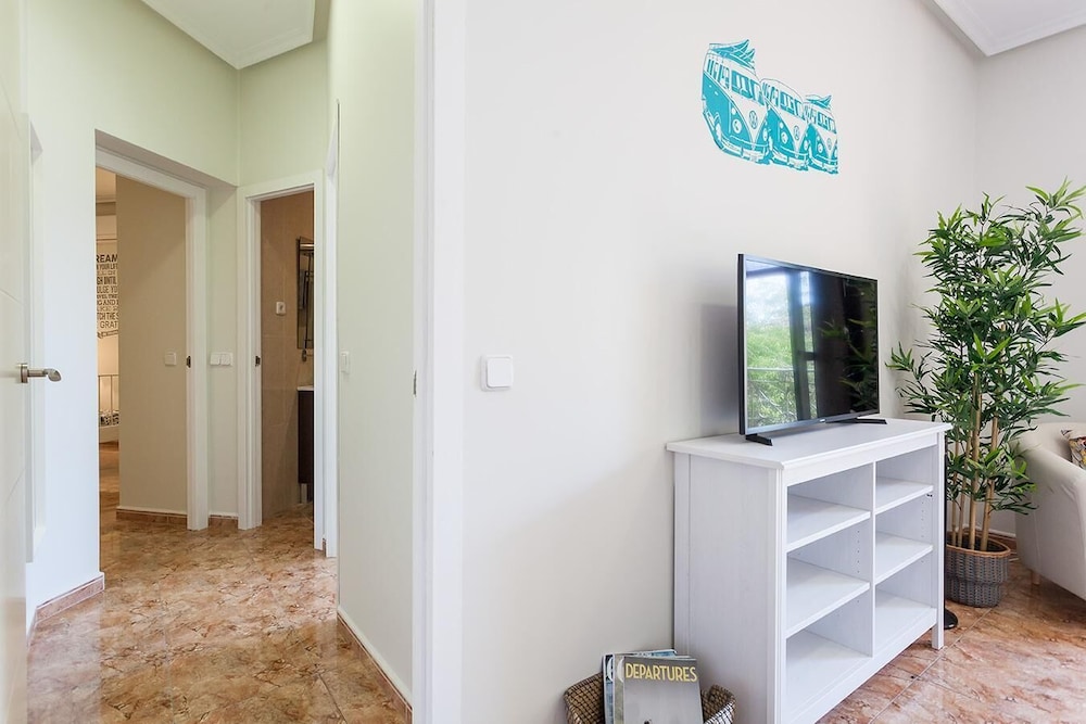 Stunning Urban Apt. Historic District - Sol view 4