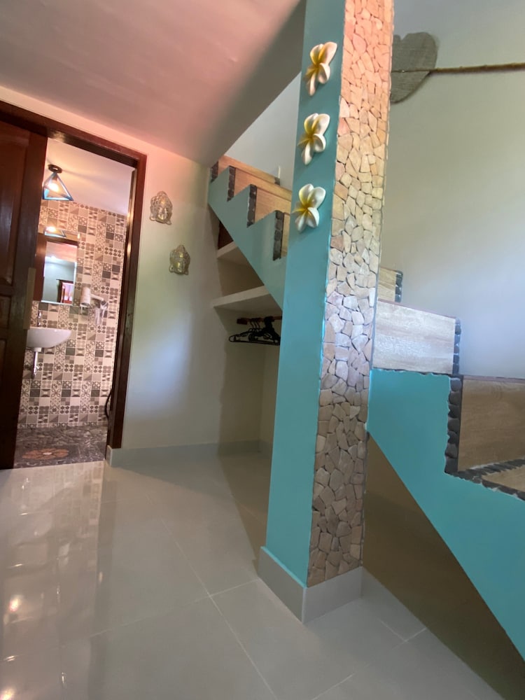 Villa Anjing 2