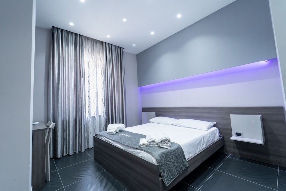 Al Campanile H. Napoli Centro by ClaPa Group Dislocated Hospitality