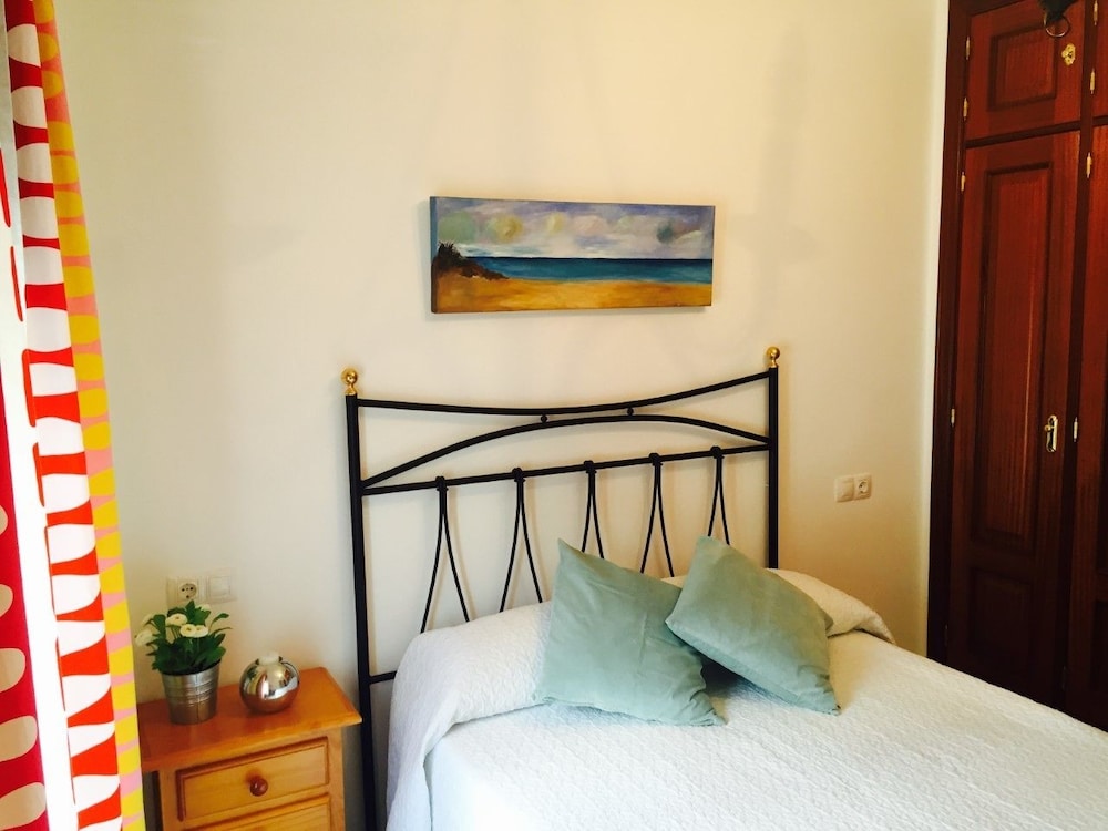 Apartamentos El Burgo photo 4